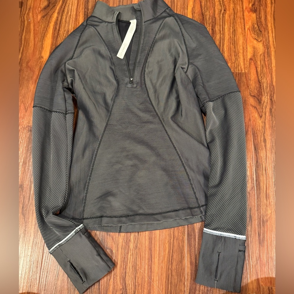 Lululemon Athletica Gray Jacket Quarter Zip